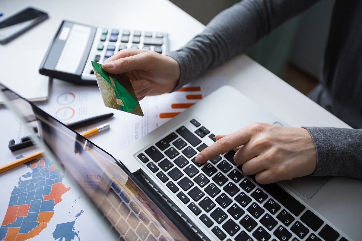 high risk merchant account uk vs offshore merchant accounts which is better
